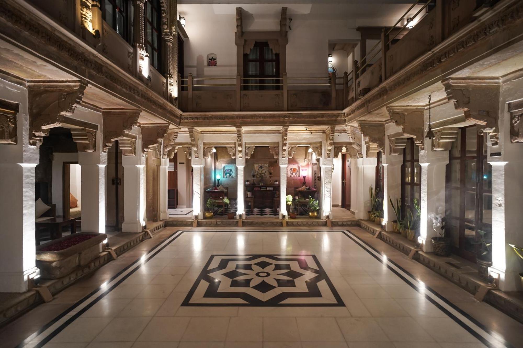 Hotel Guleria Kothi At Ganges Váránasí Exteriér fotografie