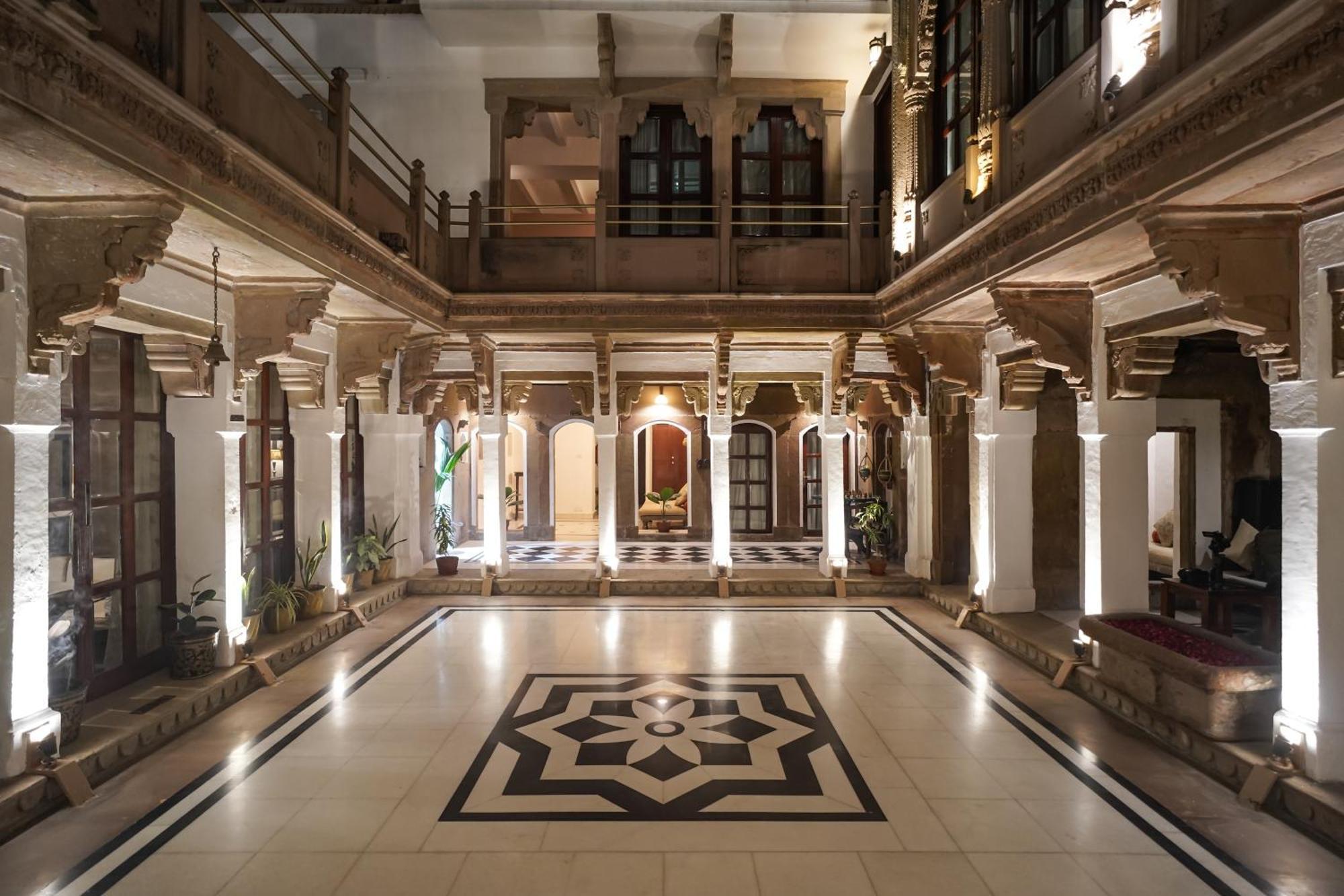 Hotel Guleria Kothi At Ganges Váránasí Exteriér fotografie